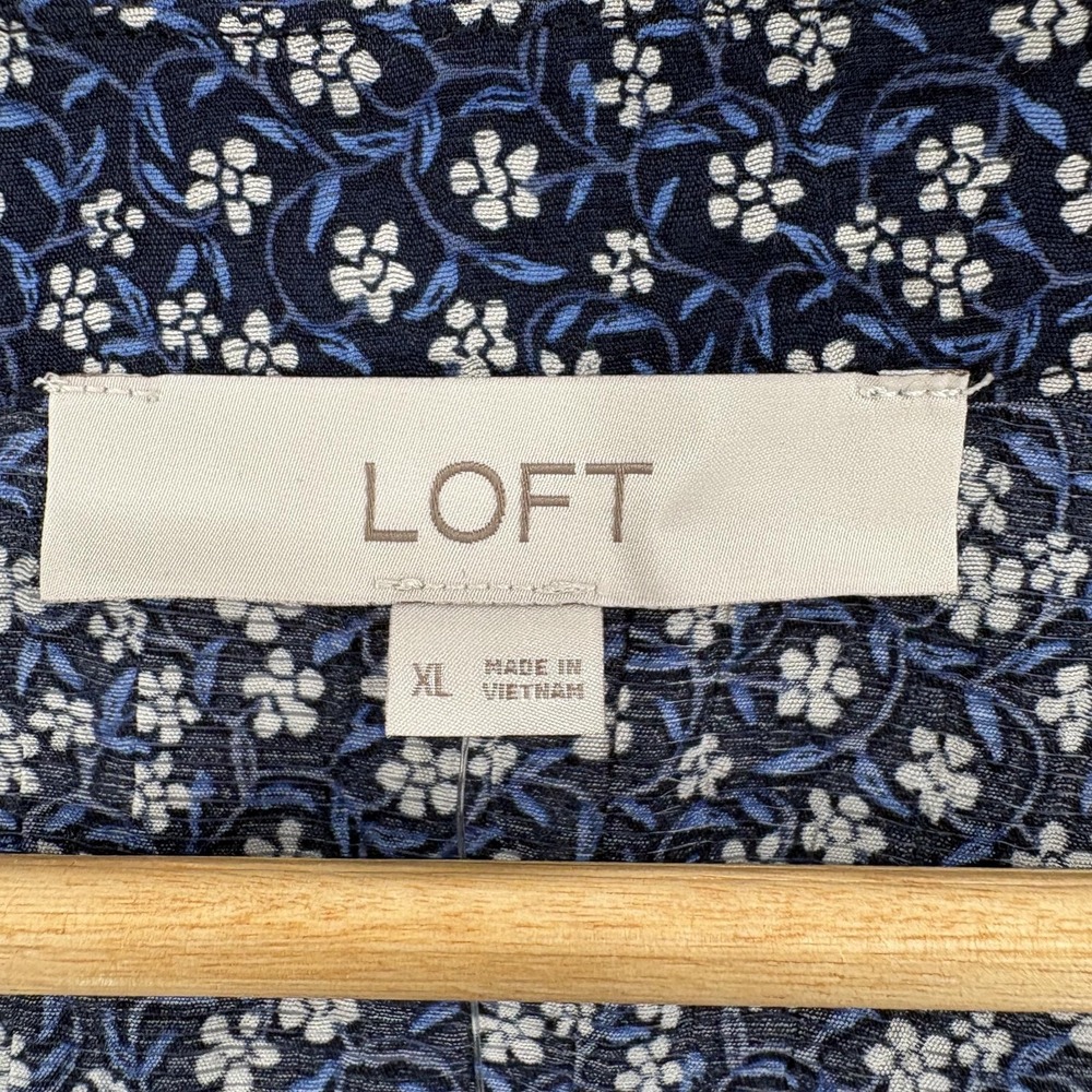 LOFT Blouse Womens XL Blue Floral Round Neck Balloon Sleeve Knit Top Boho NWT - Picture 4 of 8